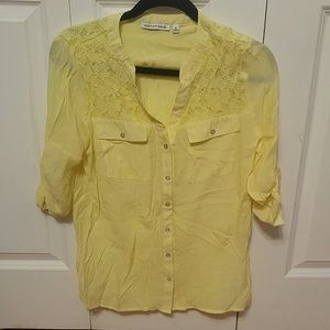 Yellow 3/4 sleeve top